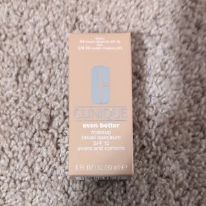 Clinique Even Better Makeup - Cream Chamomile (CN 40)